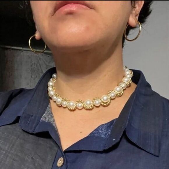 Faux Pearl Beaded Necklace - Picture 8 of 11